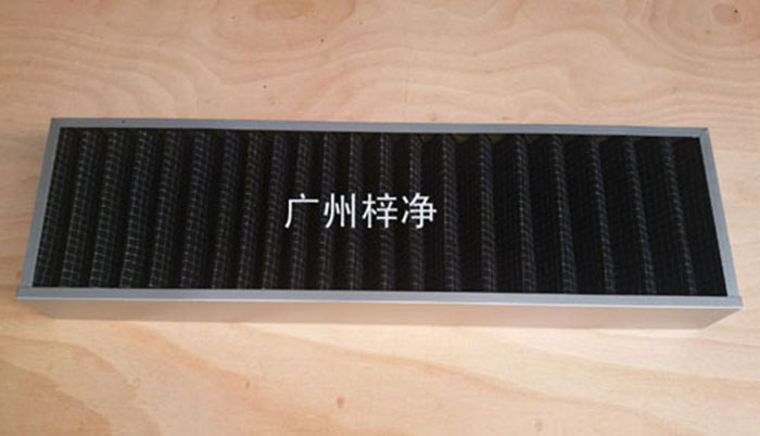 活性碳過濾器廣泛用于化學(xué)、制藥、食品、娛樂場所、需要凈化空氣的場所， 有害氣體如苯、甲醛、氨氣等的吸附脫除 溶劑的回收 ，采用活性炭氈比表面積大，吸附能力強(qiáng)，迅速處理各種有害氣體, 有效潔凈空氣對氣味的控制。